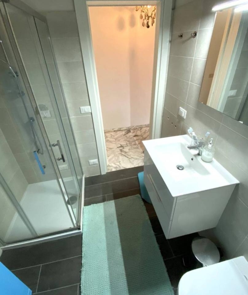 2-salle Appartement à Pietra Ligure, Italy No. 23332