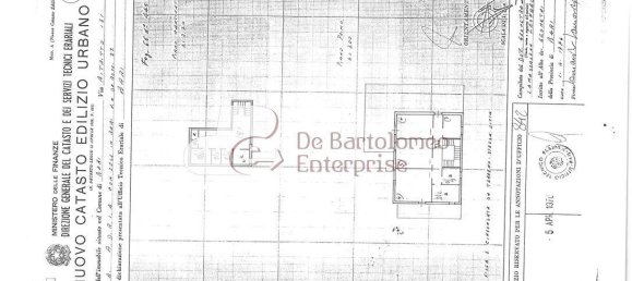 Villa de 6 habitaciónes en Bari, Italy No. 19242 22