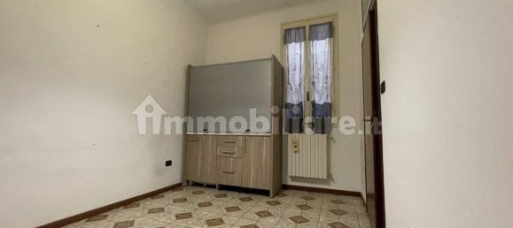 2 rooms Office in Imola, Italy No. 148969 3