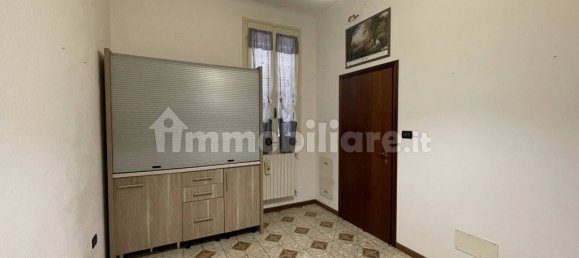 2 rooms Office in Imola, Italy No. 148969 6