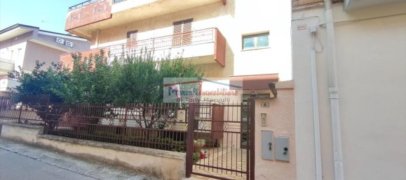 Дом с 10 комнатами в Кассано делле Мурдже, Италия № 143168 2