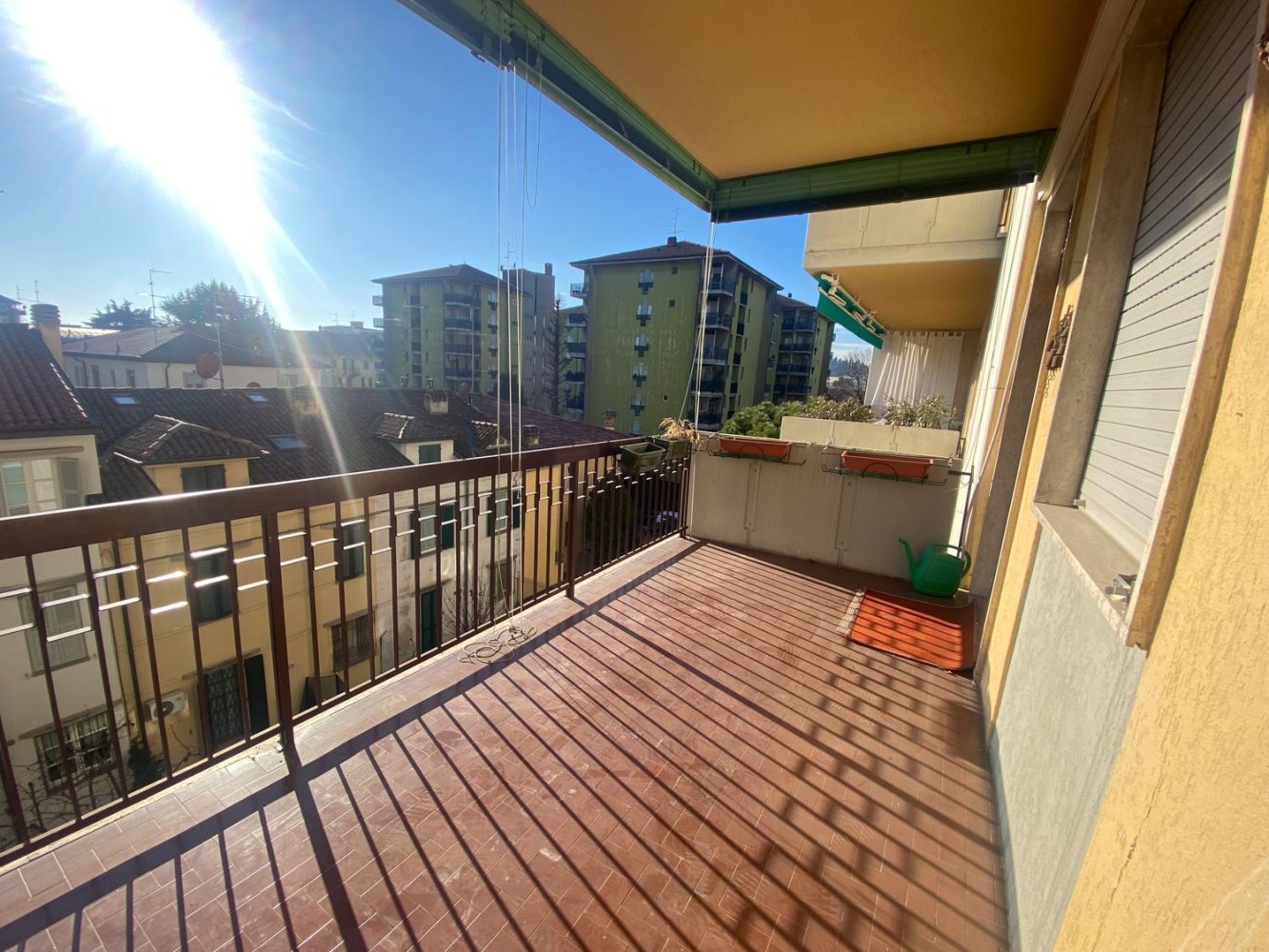 4 rooms Apartment in Bergamo, Italy No. 184170