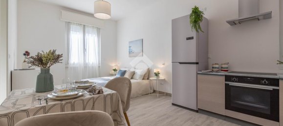 Studio in Ravenna, Italy No. 91933 7