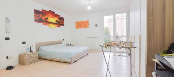 2 bedrooms Apartment in Modena, Italy No. 333783 17