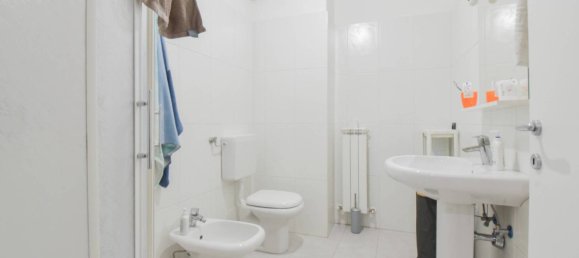 2 bedrooms Apartment in Modena, Italy No. 333783 15