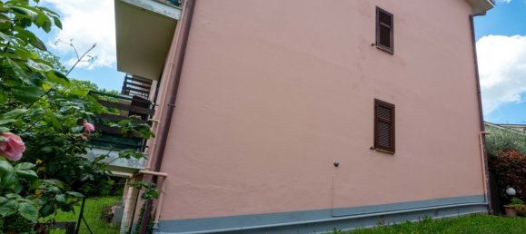 2 rooms Apartment in Carro, Italy No. 172409 6