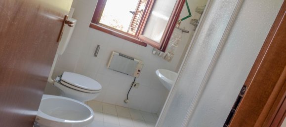 2 rooms Apartment in Carro, Italy No. 172409 21