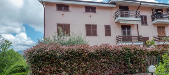 2 rooms Apartment in Carro, Italy No. 172409 4