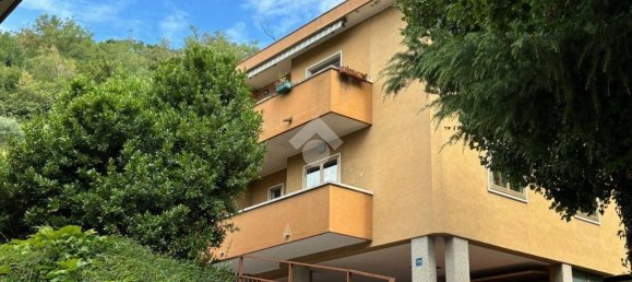 3 bedrooms Apartment in Trieste, Italy No. 311400 3