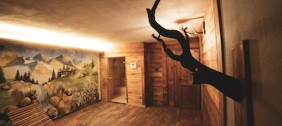 20 rooms Commercial property in Bardonecchia, Italy No. 130589 3