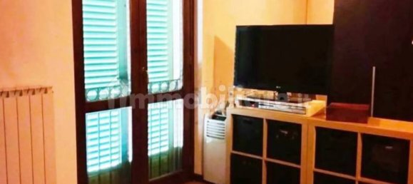 Apartamento de 2 dormitorios en Rovato, Italy No. 261072 3