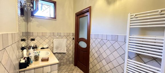 6غرفة شقة في Casoria, Italy رقم 204856 45