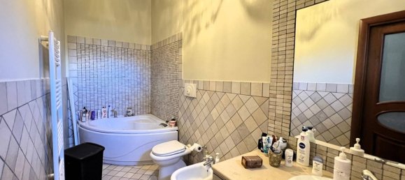 6غرفة شقة في Casoria, Italy رقم 204856 44