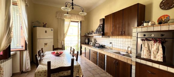 6غرفة شقة في Casoria, Italy رقم 204856 28