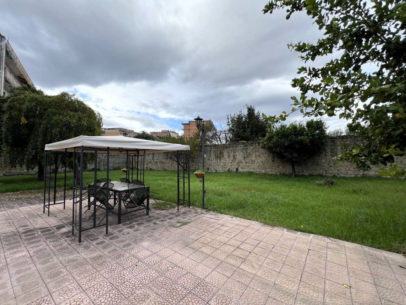 6غرفة شقة في Casoria, Italy رقم 204856