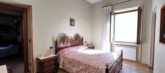 6غرفة شقة في Casoria, Italy رقم 204856 41