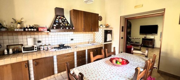 6غرفة شقة في Casoria, Italy رقم 204856 32