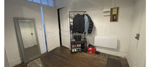 2 bedrooms Apartment in Paris, France No. 295996 8