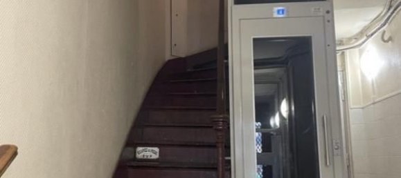 2 bedrooms Apartment in Paris, France No. 295996 18