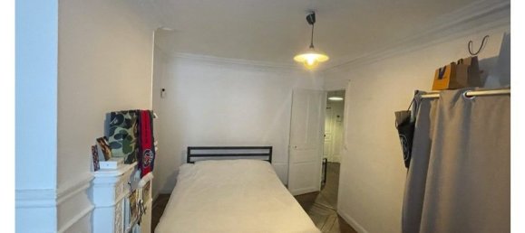 2 bedrooms Apartment in Paris, France No. 295996 13