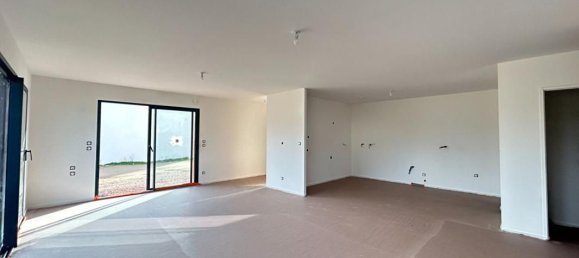 3 غرف نوم منزل في Saint-Romain-la-Motte, France رقم 193213 4