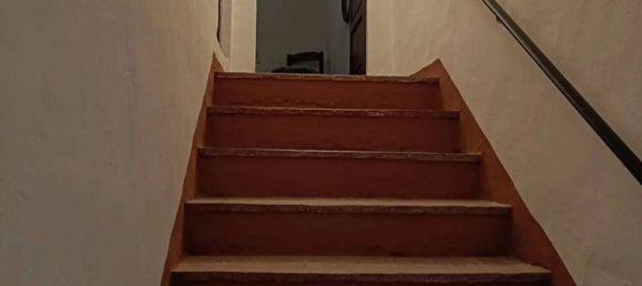 5 rooms Apartment in Volterra, Italy No. 106939 7