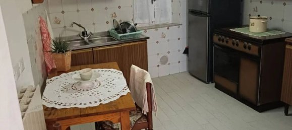 5 rooms Apartment in Volterra, Italy No. 106939 4