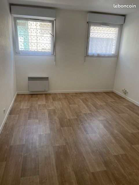 Studio in Bordeaux, France No. 318852