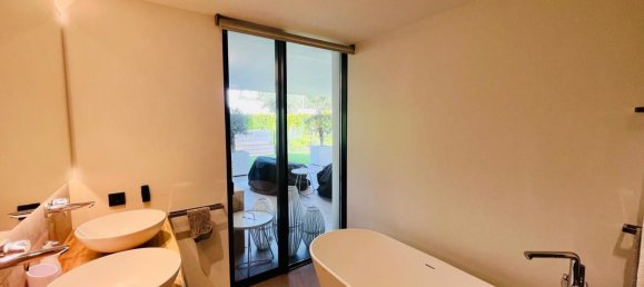 Apartamento de 3 dormitorios en Cádiz, Spain No. 147246 14