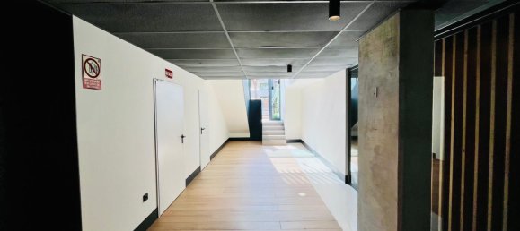 Apartamento de 3 dormitorios en Cádiz, Spain No. 147246 30