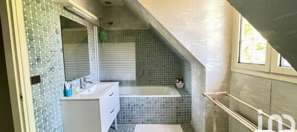 5 bedrooms House in Gouvieux, France No. 346043 19