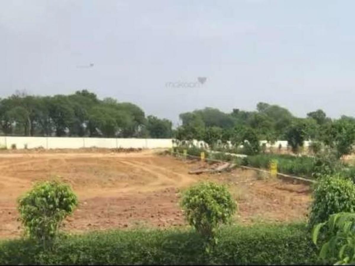 Grundstück in Noida, India, Nr. 65644