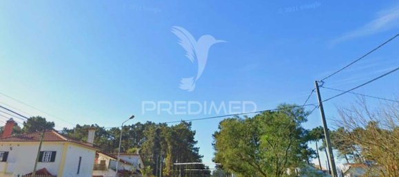 740m² Land in Almada, Portugal No. 110242 2