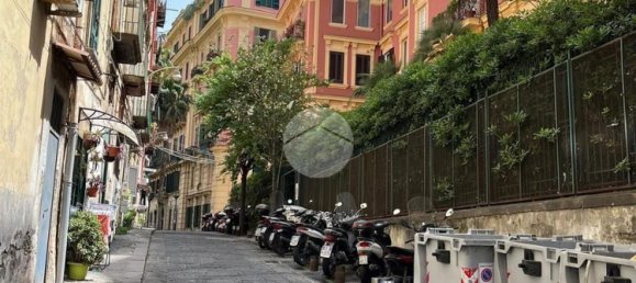 Studio in Naples, Italy No. 81206 10