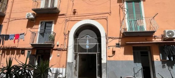 Studio in Naples, Italy No. 81206 11
