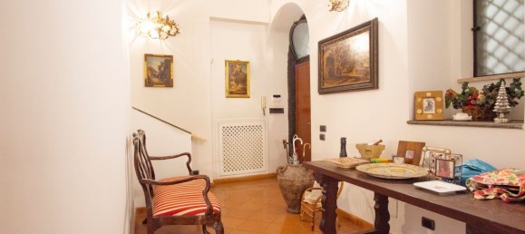 6 rooms Duplex in Naples, Italy No. 31523 42