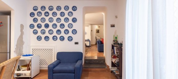 6 rooms Duplex in Naples, Italy No. 31523 24