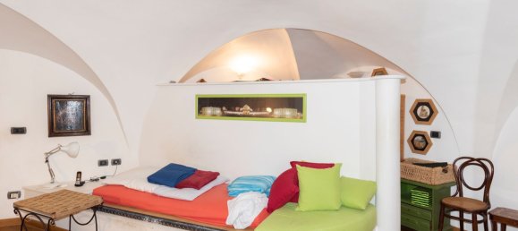 6 rooms Duplex in Naples, Italy No. 31523 14