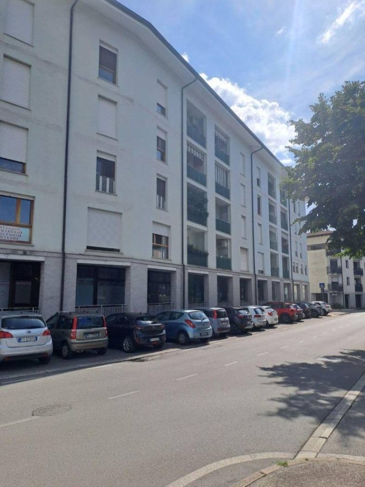 2 Schlafzimmer Wohnung in Udine, Italy, Nr. 342277