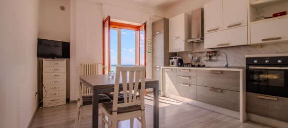 5 Schlafzimmer Wohnung in Manfredonia, Italy, Nr. 313069 6