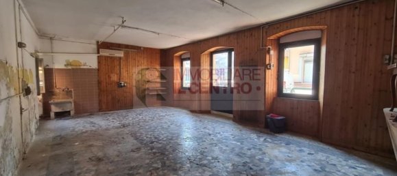 Almacén en Arcola, Italy 42 m² No. 154737 3