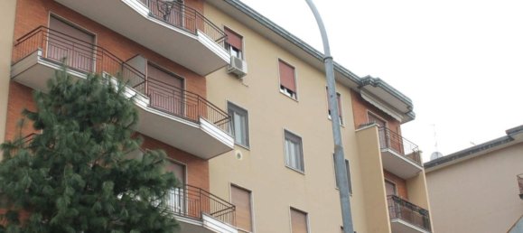 2 rooms Apartment in Legnano, Italy No. 153534 9