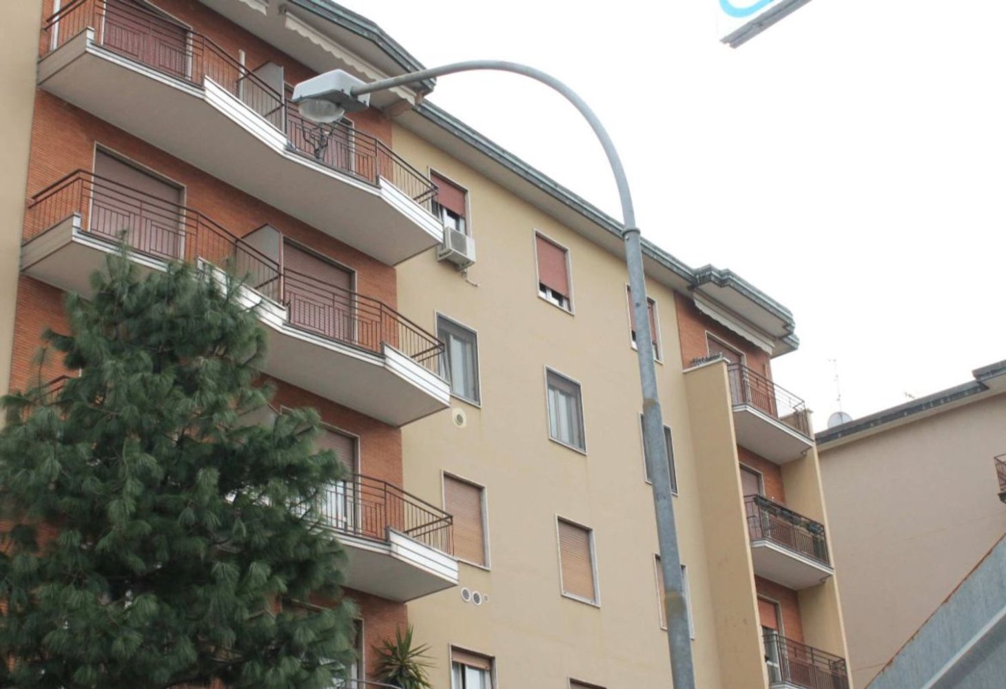 2 rooms Apartment in Legnano, Italy No. 153534