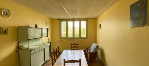 4 bedrooms Villa in Cantal, France No. 288894 2