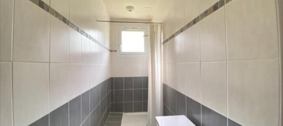 4 bedrooms Villa in Cantal, France No. 288894 8