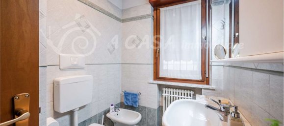 5 rooms Apartment in Sala Baganza, Italy No. 69635 10