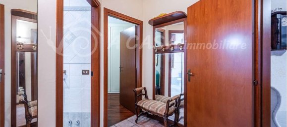 5 rooms Apartment in Sala Baganza, Italy No. 69635 4