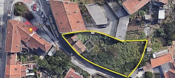 3 bedrooms House in Fanzeres, Portugal No. 28038 4