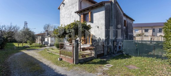 5 bedrooms House in Portogruaro, Italy No. 172592 43