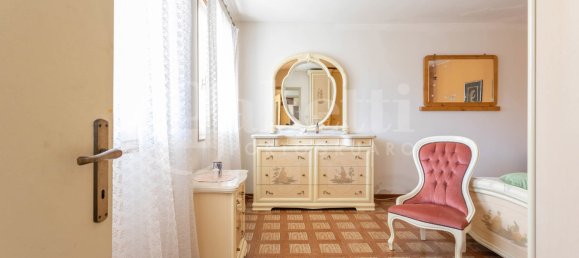 5 bedrooms House in Portogruaro, Italy No. 172592 21